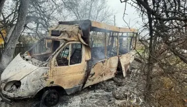 Russian occupiers attacked a minibus in Donetsk region with a drone — there are injuries