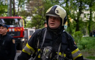 На Черниговщине РФ ударила по энергообъекту и предприятию: фото последствий