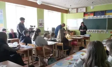 "Викладати повинен Стів Джобс": в українських школах спалахнув скандал через новий предмет