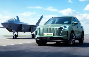 Электрифицированный китайский кроссовер установил рекорд запаса хода — более 2300 км (фото)