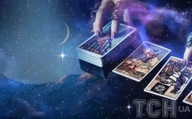 Гороскоп по картам Таро на 11 ноября 2025 года: новые возможности для Стрельцов и гармонии для Раков