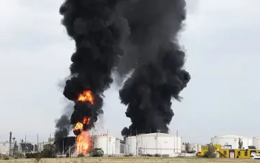 Силы спецопераций ударили по нефтебазе "Гвардейская" в Крыму (видео)