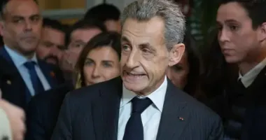 Саркозі звільнили з в’язниці після 20 днів ув’язнення: колишній президент Франції перебуватиме під наглядом