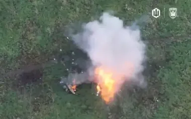 Futile to run: Madyar’s Birds drone eliminated ivader in middle of a field. VIDEO