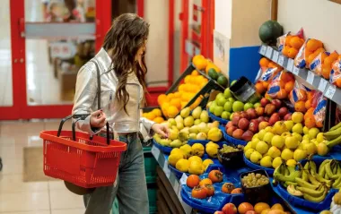 Инфляция в Украине: как выросли цены за год и что подорожало больше всего