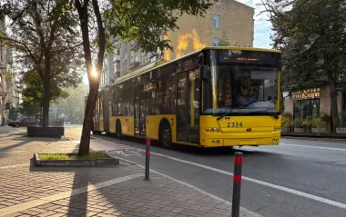 Відключення світла можуть змінити рух транспорту в Києві: де знайти актуальну інформацію