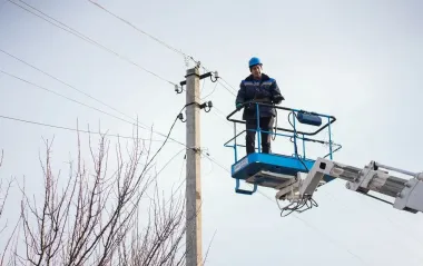 Херсон частково без світла: зупинився електротранспорт, можливі перебої з водою