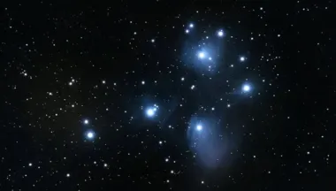 Знаменитые "Семь сестер" в космосе в 20 раз больше, чем считали астрономы (фото)