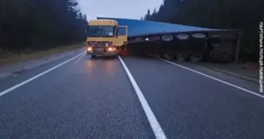 На трассе Киев – Чоп произошло ДТП: перекрыта одна полоса движения