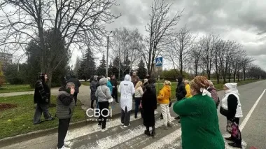 На батьківщині Зеленського бунтують через відсутність світла і води: відео