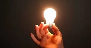 "Укрэнерго" предупреждает о плановых отключениях света до 16 часов почти по всей стране