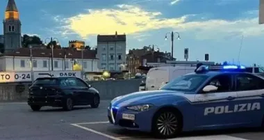 Украинка в Италии убила 9-летнего сына и перерезала себе вены: подробности трагедии