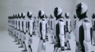 Китайские роботы готовы воевать: почему коммунисты КНР заставляют их маршировать