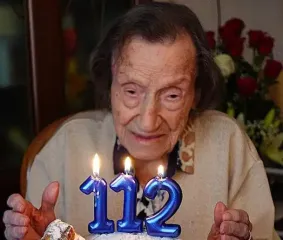 Померла одна з найстаріших жінок у світі — фото