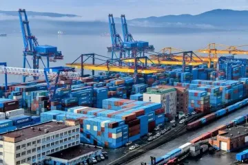 Ще один порт в РФ зупинив експорт нафти через атаку дронів: деталі від Reuters