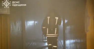 В Одессе в общежитии произошел пожар: пострадали две девушки