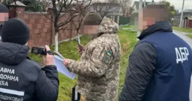 На Волині затримали прикордонників, які допомагали чоловікам незаконно виїхати за кордон