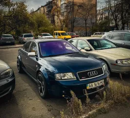 В Киеве заметили легендарный заряженный Audi 2000-х: он быстрее BMW M5 E39 (фото)