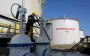 Цены на нефть в мире выросли после ударов Украины по России - Bloomberg