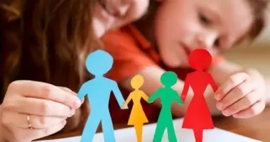 50 тысяч на ребенка: президент Зеленский подписал закон о выплатах родителям