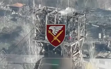 Myrnohrad under control of Armed Forces of Ukraine: fighters of 38th Marine Brigade destroyed Russian flag with drone. VIDEO