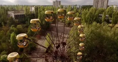 Після війни в Україні прогнозують отруйні врожаї та "червоні зони" відчуження