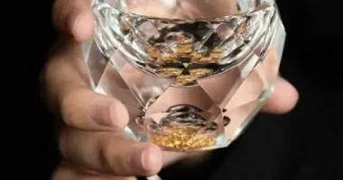 В Одесской области нетрезвый мужчина ранил знакомую ножом из-за рюмки водки