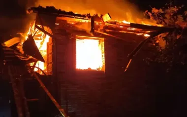 Россияне ночью атаковали Днепр и область: возникли пожары, есть пострадавший