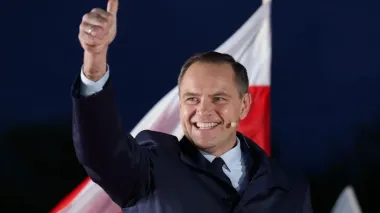 Польша оказывает помощь украинским беженцам последний год: какие условия