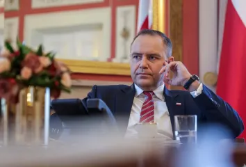 Президент Польши последний раз подписал закон о помощи украинцам