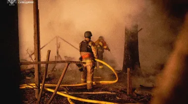 Large-scale fire breaks out after Russian strike near Sumy