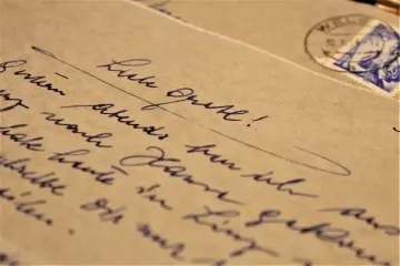 Жінка виявила на своєму горищі любовні листи часів Першої світової війни