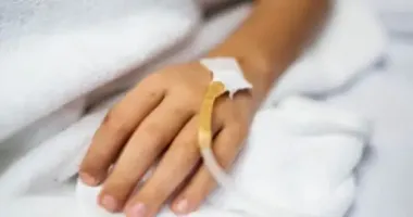 На Волыни 12-летний парень попал в реанимацию из-за алкоголя: как наказали мать