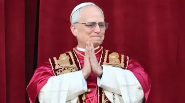 Pope calls for "just and lasting peace" in Ukraine