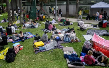 Аресты мигрантов в США: задержано 80 человек, рейды набирают обороты