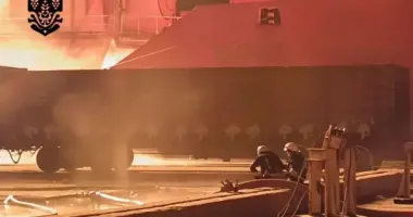 Россияне массированно атаковали энергетическую и портовую инфраструктуру Одесщины: повреждены несколько судов