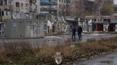 Военные показали разрушенную ударами РФ Константиновку: в городе остается 4800 жителей