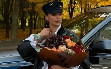 Відома стилістка втретє стане мамою: щемливе відео з животиком