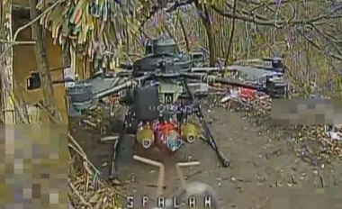 Похож на украинского "Вампира": ВСУ уничтожили российский аналог дрона "Баба-яга" (видео)