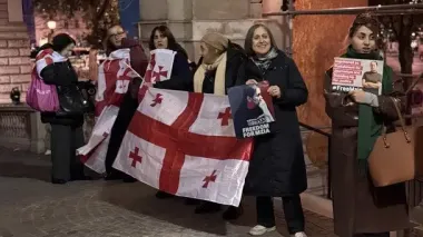 Ув’язнення, атаки та придушення свободи слова: як журналісти від Києва до Тбілісі борються за правду