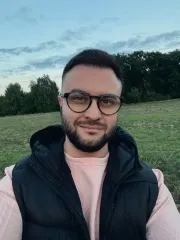 Відомий блогер-пліткар розкрив суму, яку йому хотіли дати за мовчання про зірок і псування репутації