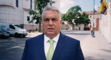 "Попытка помочь алкоголику, дав еще водки": Орбан снова выступил против помощи Украине