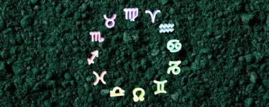 Гороскоп на сьогодні 18 листопада: стосунки Тельців, поїздки Дів та усамітнення Стрільців