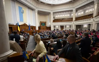 У Раді заблокували трибуну: розгляд відставок Галущенка і Гринчук зірвано