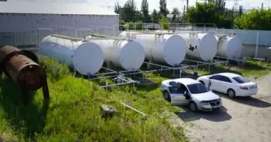 От нефтебазы до АЗС: в Киеве разоблачили схему изготовления и сбыта контрафактного топлива