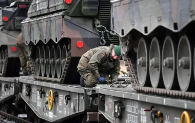 П'ять днів замість 45. НАТО пришвидшить перекидання військ до кордонів з РФ, - FT