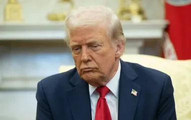 Рейтинг Трампа в США скатился к минимуму за весь его срок: Reuters назвало причину