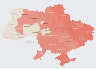 В Киеве и ряде областей объявлена воздушная тревога: жителей призывают срочно пройти к укрытиям