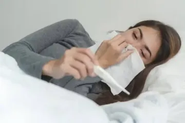 Украинцам в Германии доплачивают за болезнь: сколько можно получить помимо больничного