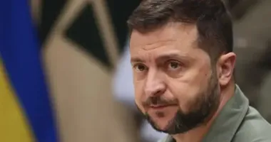 Зеленський вирішив зробити крайніми в корупційному скандалі народних депутатів